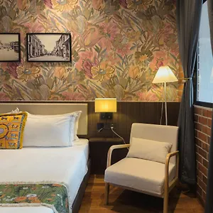 https://reunion-heritage-house-107-lebuh-victoria-georgetown.georgetown-hotels.org